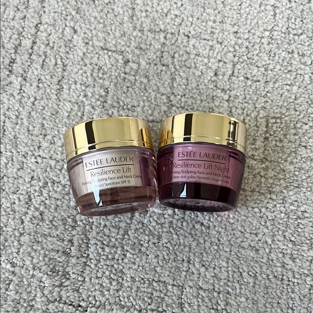 NWT Estee Lauder Resilience Lift Skincare Set - Day and Night